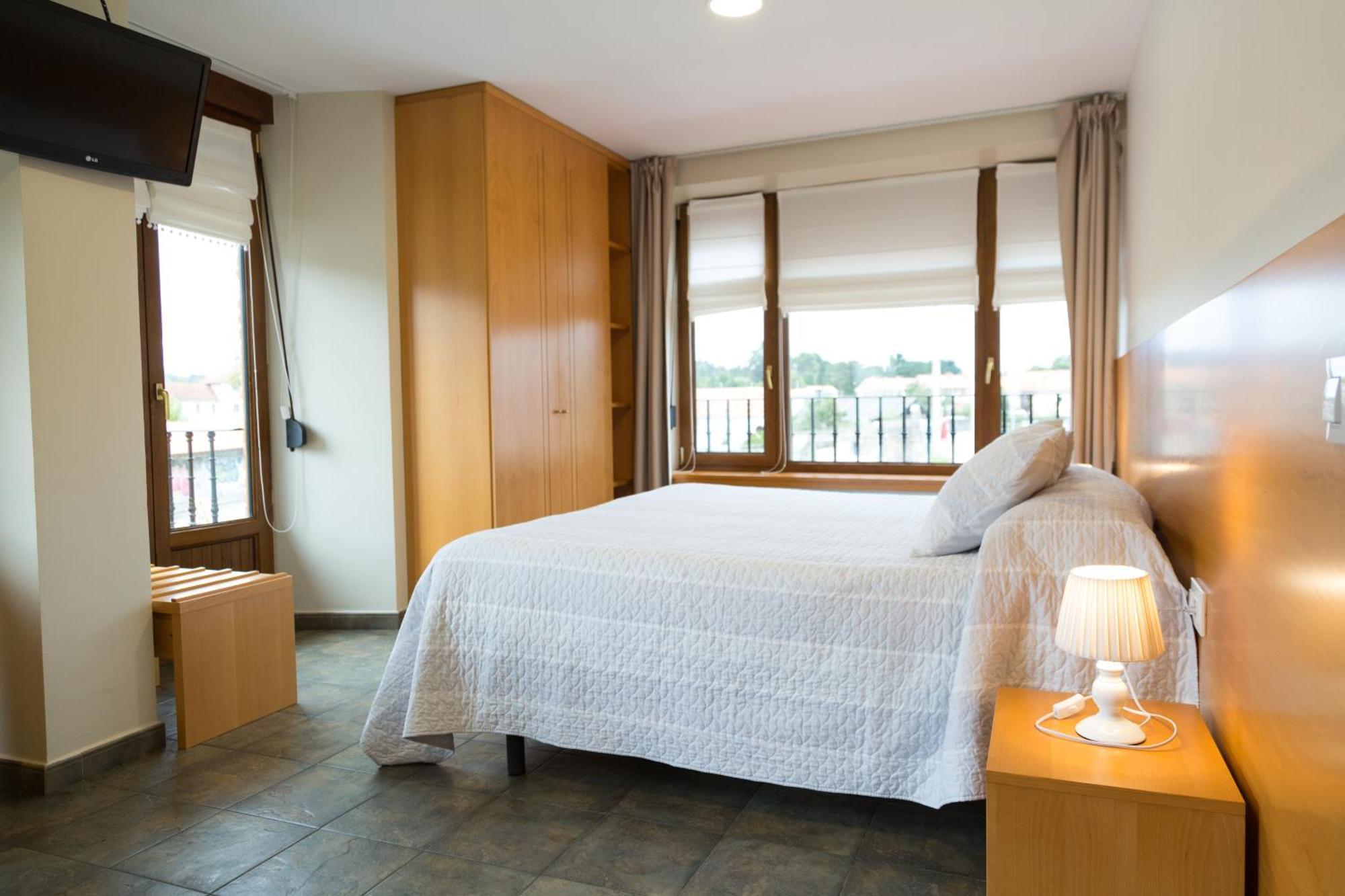 Apartamentos Playa De Cóbreces المظهر الخارجي الصورة